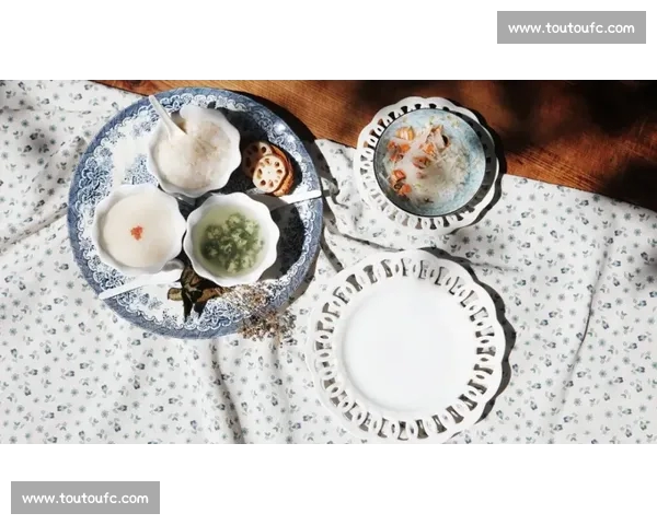 英超主客场表现分析：各队赛季表现差异与关键因素探讨